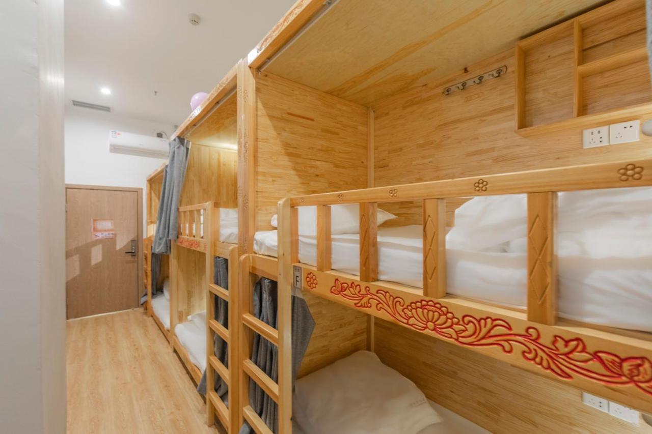 Fangorn Hostel Chongqing Exterior photo